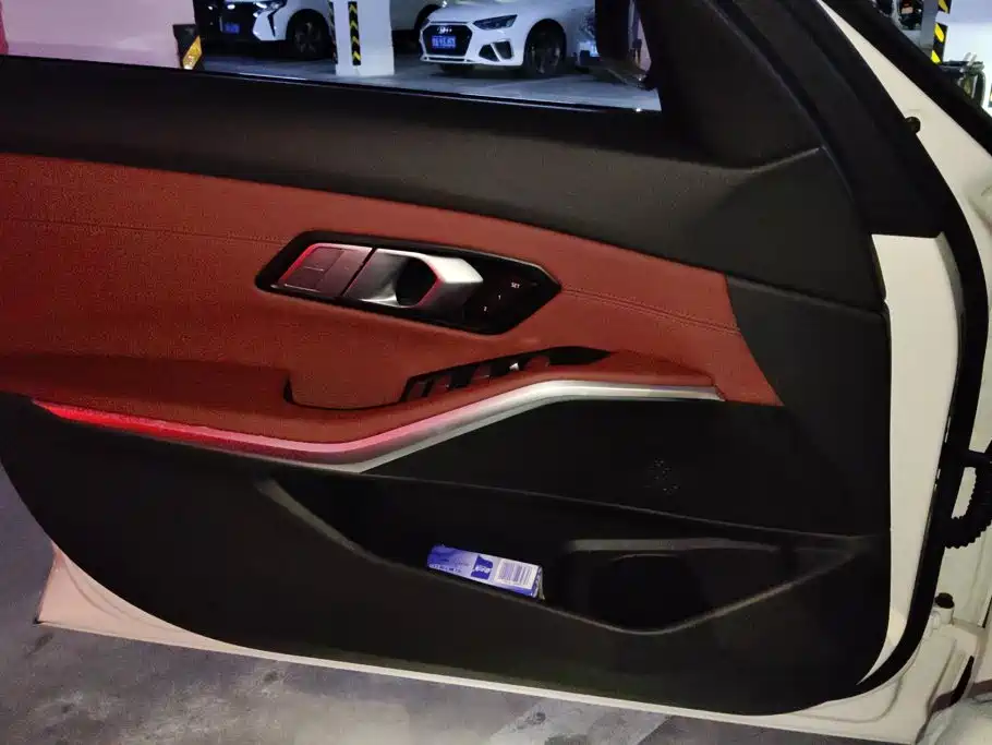 BMW 3 Series 2021