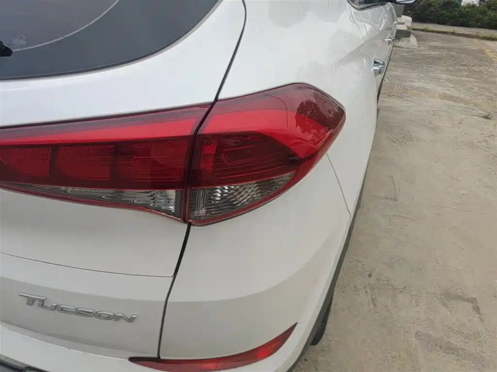 Hyundai Tucson 2018 — фото 8