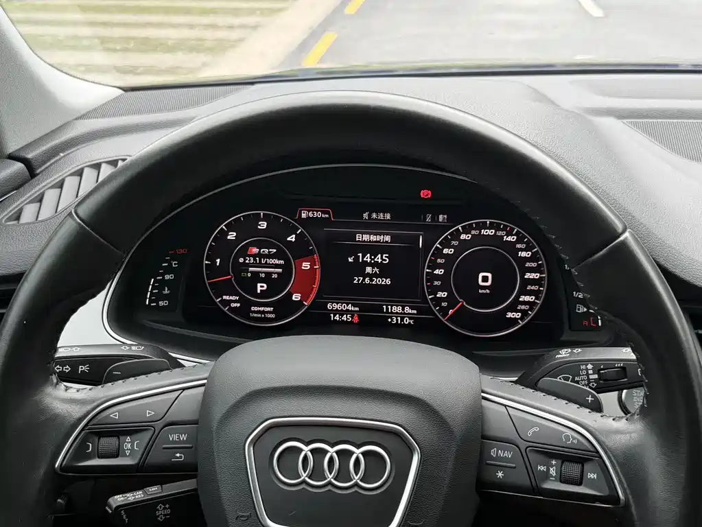 Audi Q7 2019 — фото 13