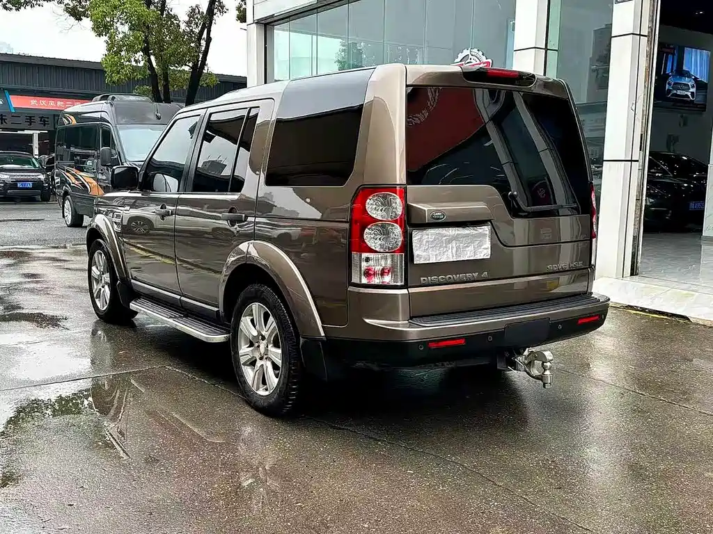 Land Rover Discovery 2013 — фото 14