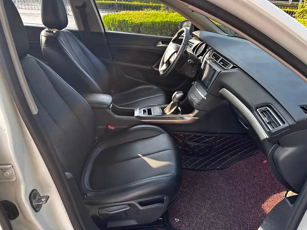 Peugeot 408 2015 — фото 10