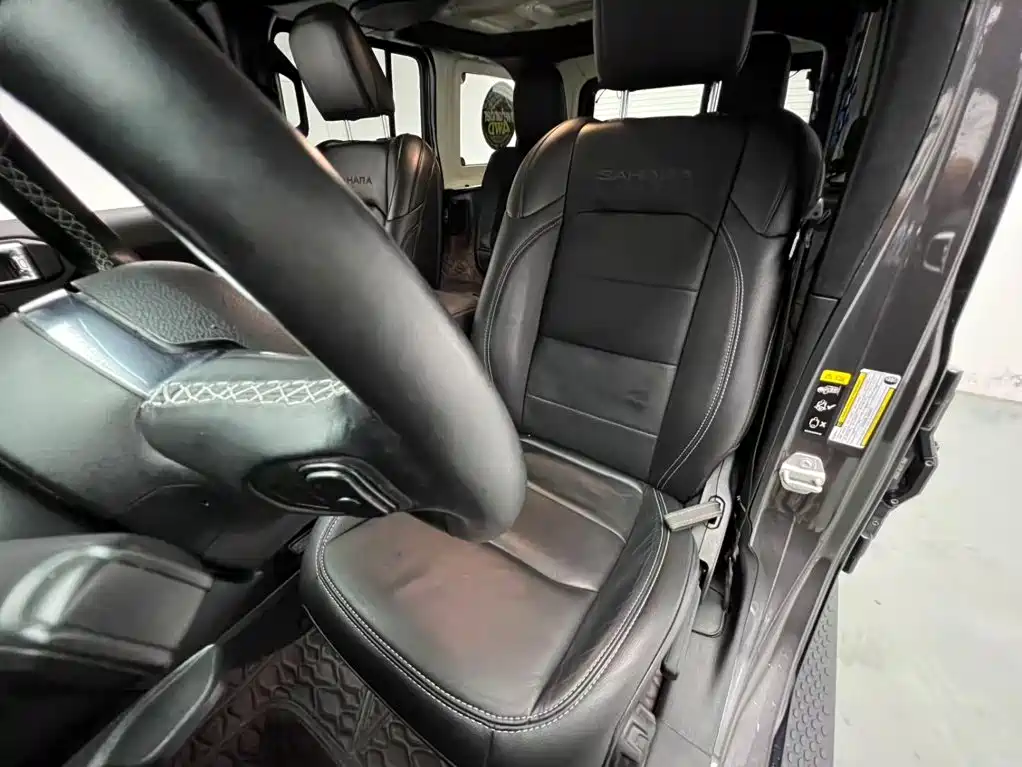 Jeep Wrangler 2021 — фото 4