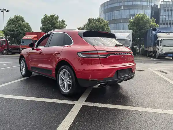 Porsche Macan 2022