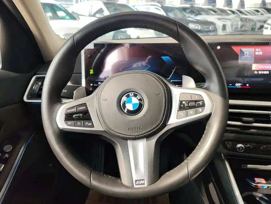BMW 3 Series 2023 — фото 15