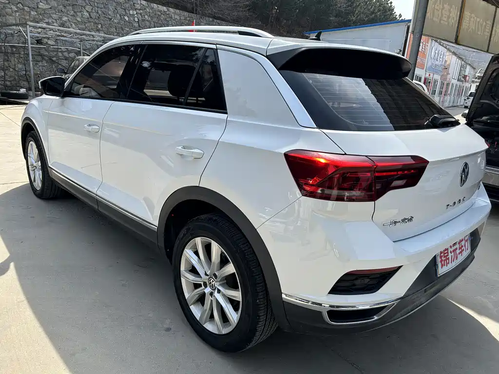 Volkswagen T-Roc 2020 — фото 9