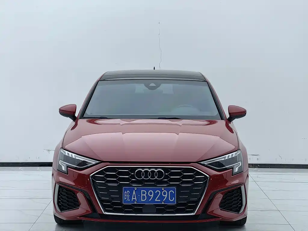 Audi A3 2021 — фото 2