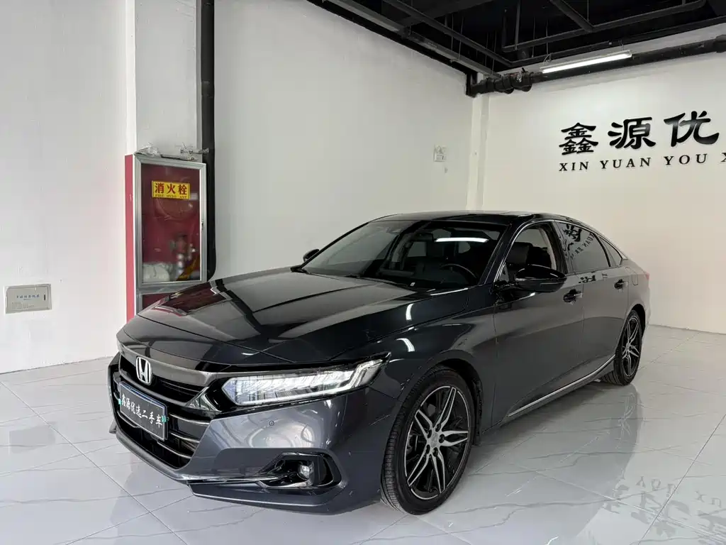 Honda Accord 2022 — фото 1