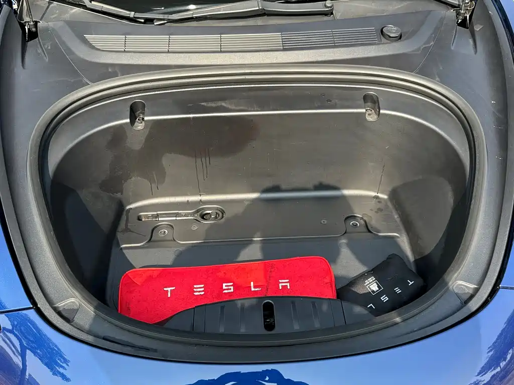 Tesla Model 3 2019 — фото 11