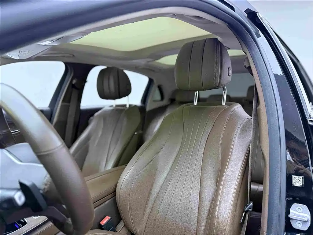 Mercedes-Benz E-Class 2019