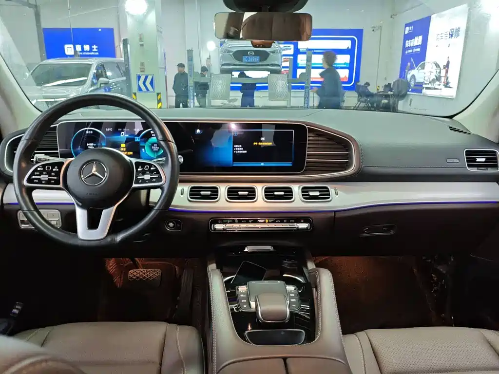 Mercedes-Benz GLE 2021 — фото 2
