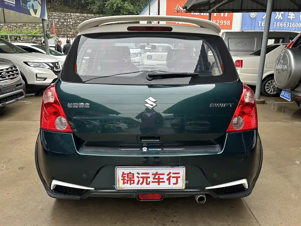 Suzuki Swift 2018 — фото 8