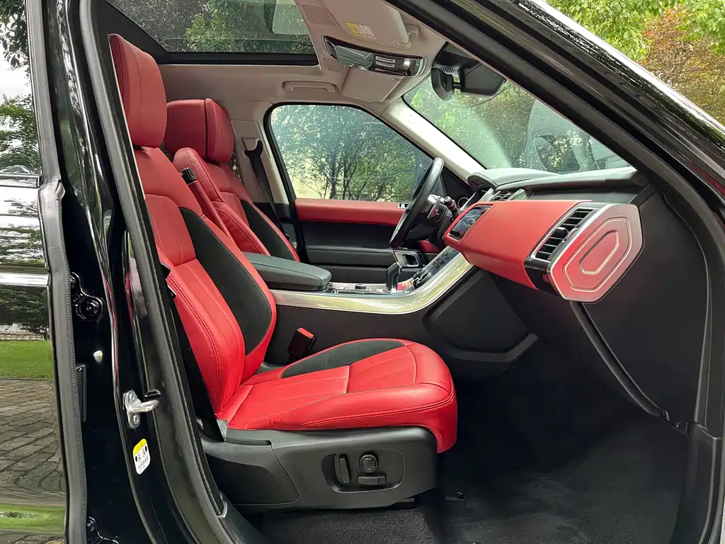 Land Rover Range Rover Sport 2022 — фото 11
