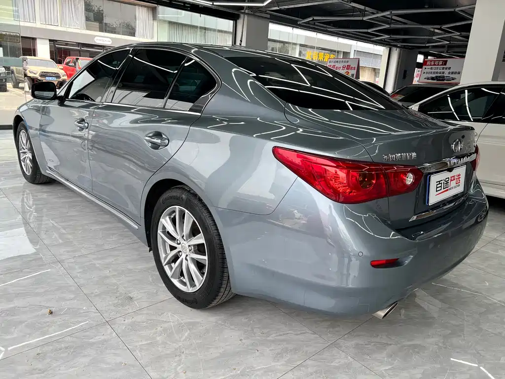 Infiniti Q50L 2016 — фото 16