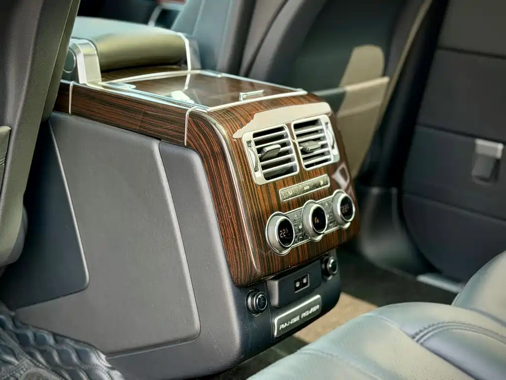Land Rover Range Rover 2015 — фото 10