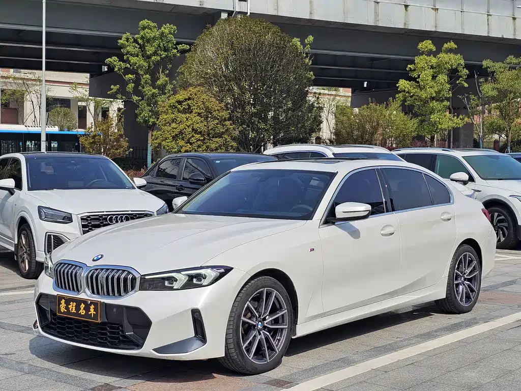BMW 3 Series 2023 — фото 1