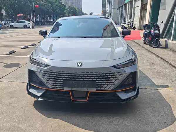 Changan UNI-V 2022