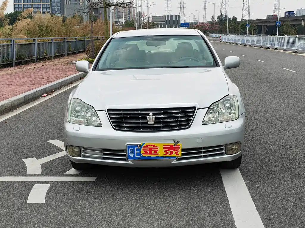 Toyota Crown 2006 — фото 1