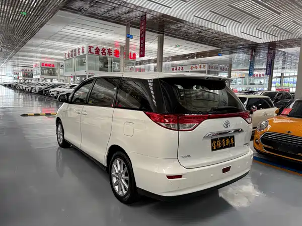 Toyota Previa 2013