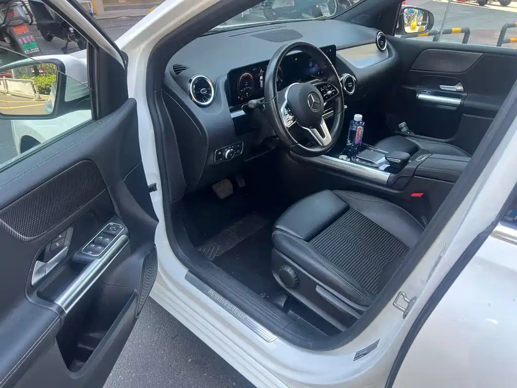 Mercedes-Benz B-Class 2021