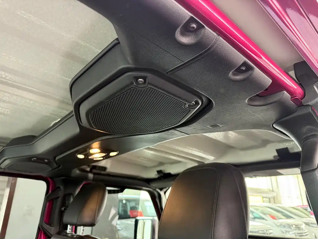 Jeep Wrangler 2024 — фото 10