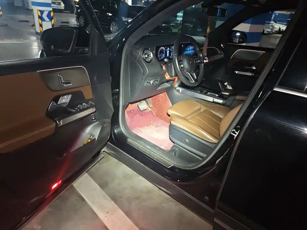 Mercedes-Benz GLB 2020 — фото 12