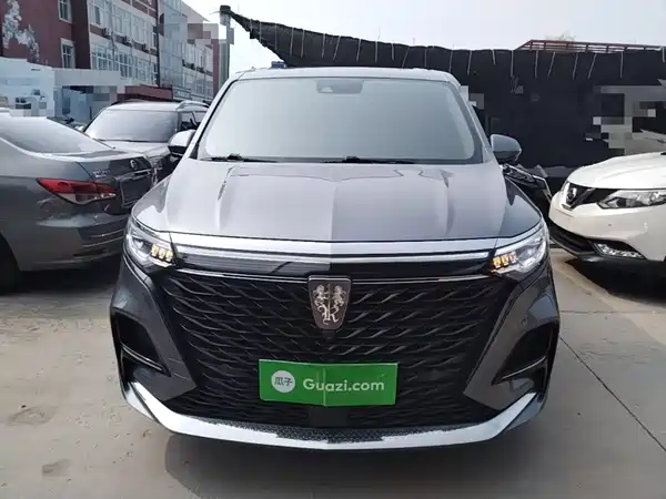 Roewe iMAX8 2023
