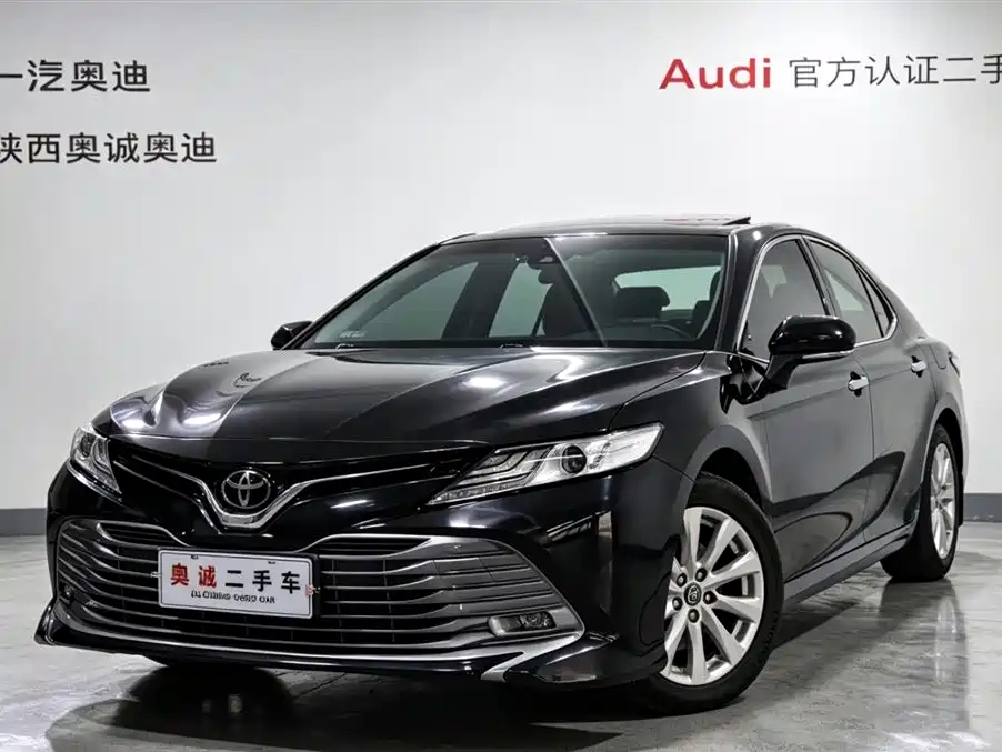 Toyota Camry 2019