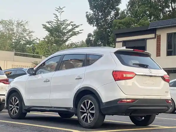 Dongfeng Scenery 580 2016