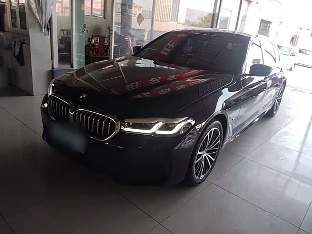BMW 5 Series 2024