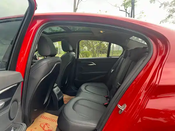 BMW 1 Series 2019