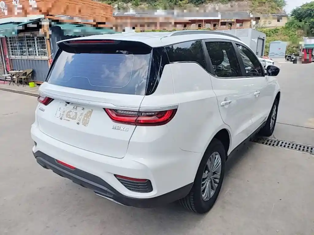 Geely Vision X6 2021