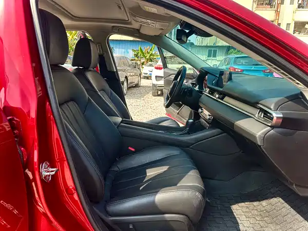 Mazda Atenza 2020