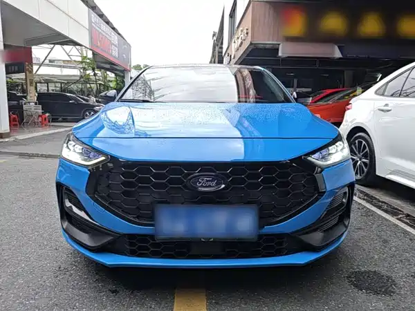 Ford Focus 2023
