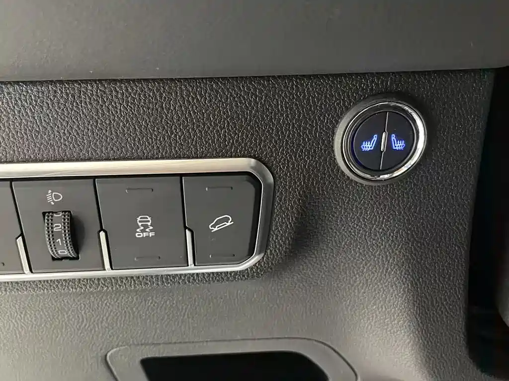 Haval M6 2023 — фото 15