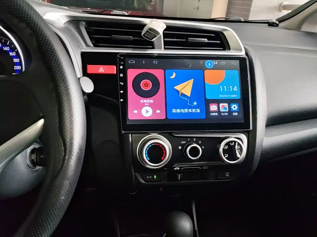 Honda Fit 2015 — фото 13