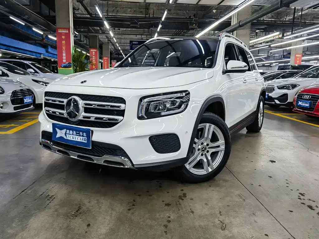 Mercedes-Benz GLB 2021 — фото 1