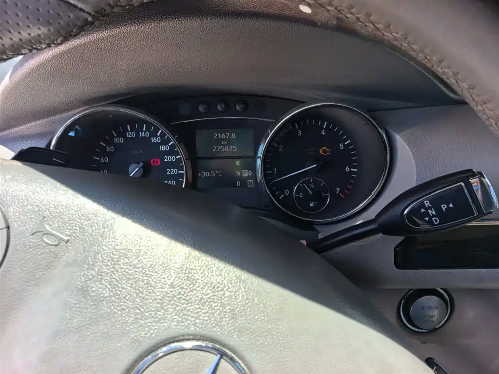 Mercedes-Benz R-Class 2010 — фото 13