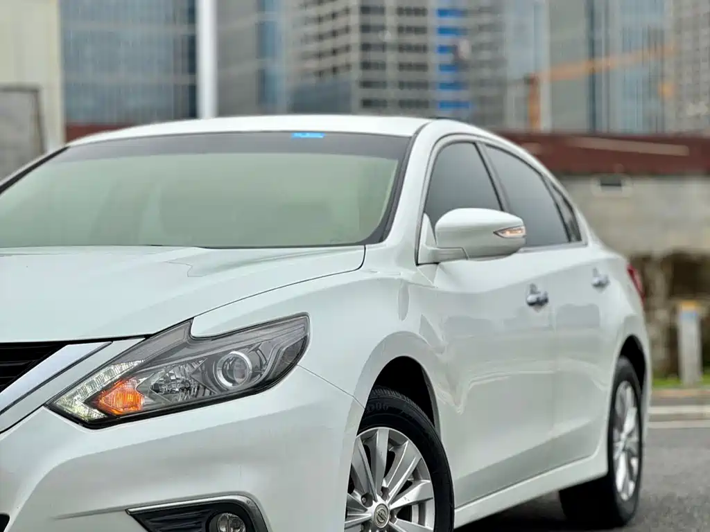 Nissan Teana 2017 — фото 3