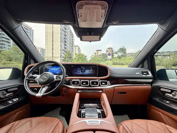 Mercedes-Benz Vito 2025