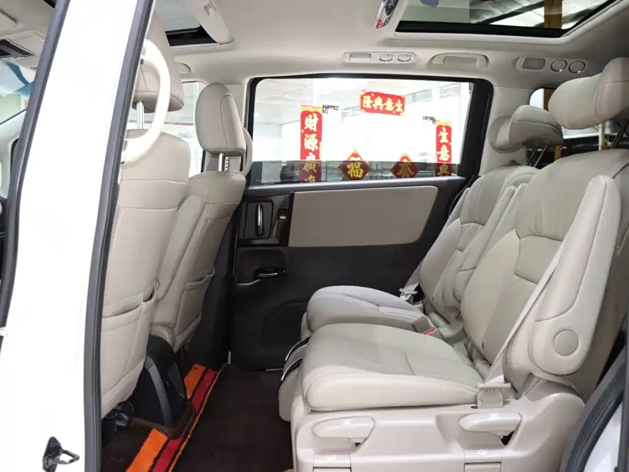 Honda Odyssey 2021 — фото 11