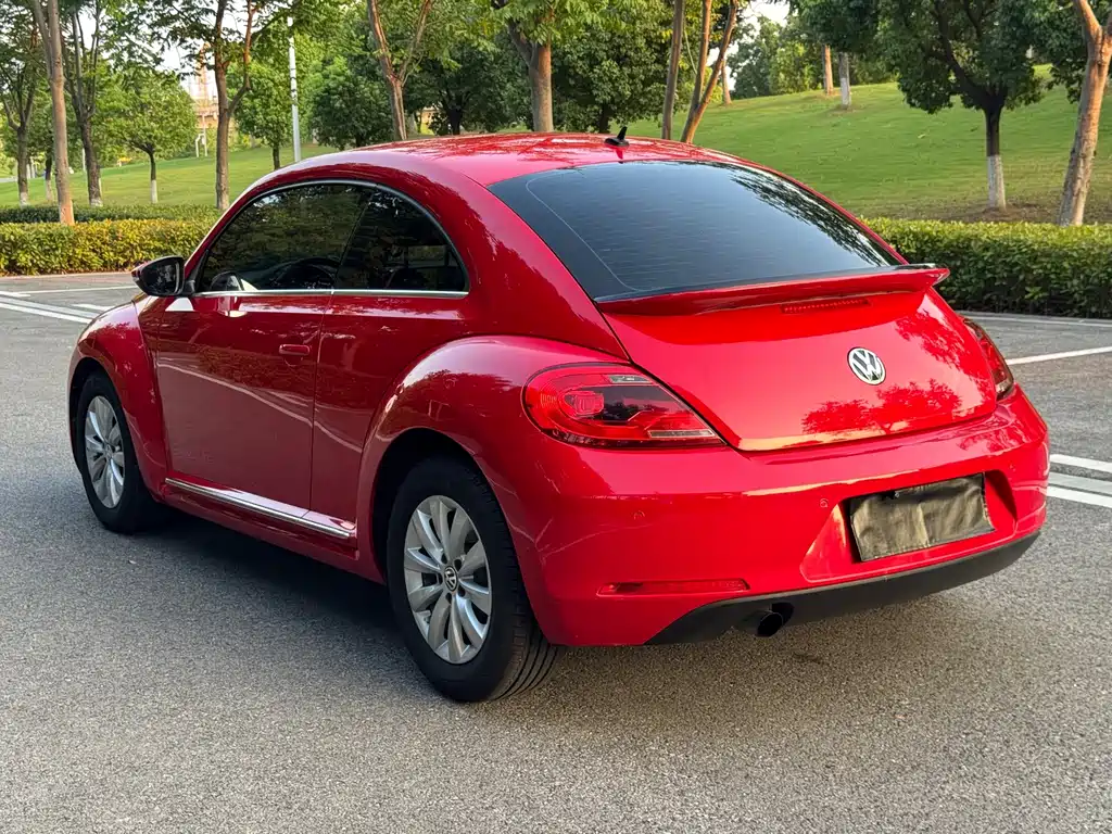 Volkswagen Beetle 2015