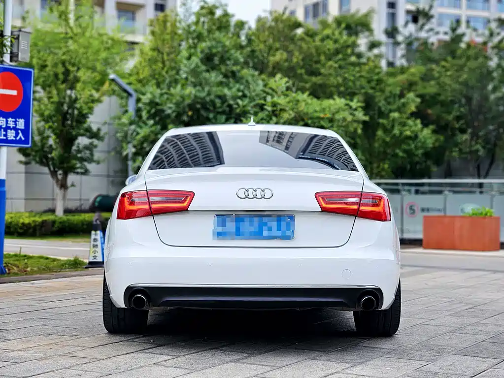 Audi A6L 2013 — фото 12