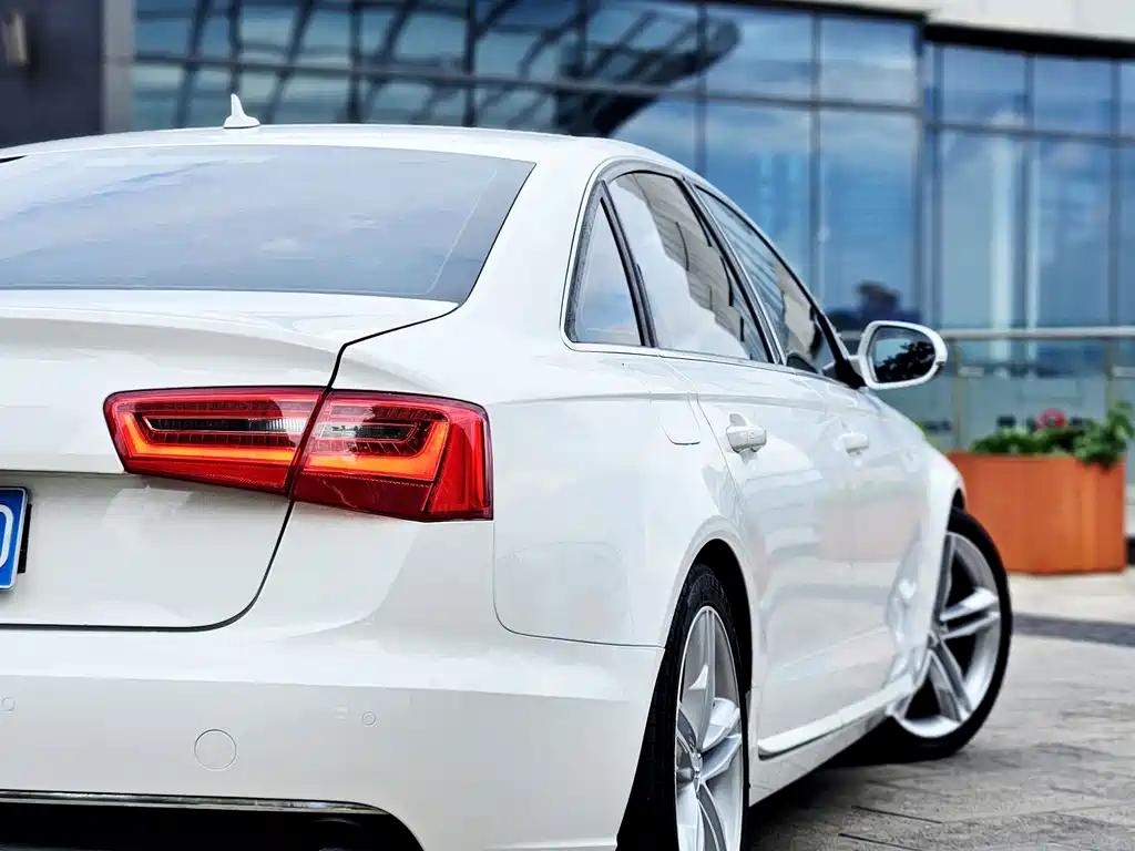 Audi A6L 2013 — фото 25