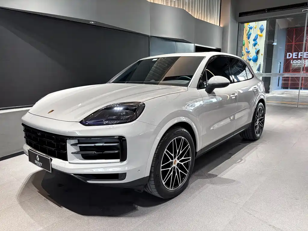 Porsche Cayenne 2025 — фото 1