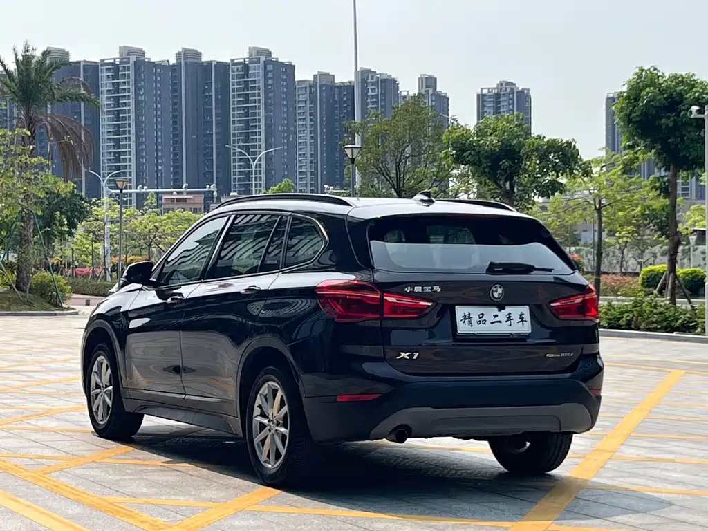 BMW X1 2018 — фото 4