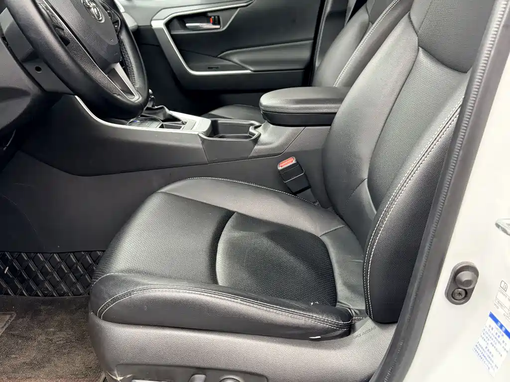 Toyota RAV4 2022