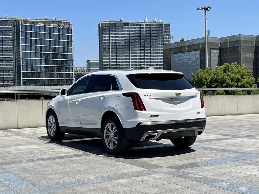 Cadillac XT5 2021 — фото 14