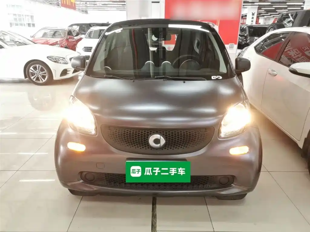 smart Fortwo 2018 — фото 3