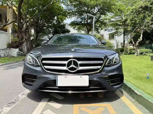 Mercedes-Benz E-Class 2016