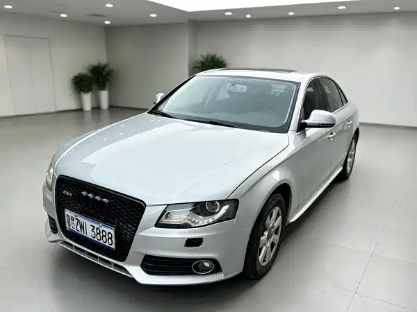 Audi A4L 2011